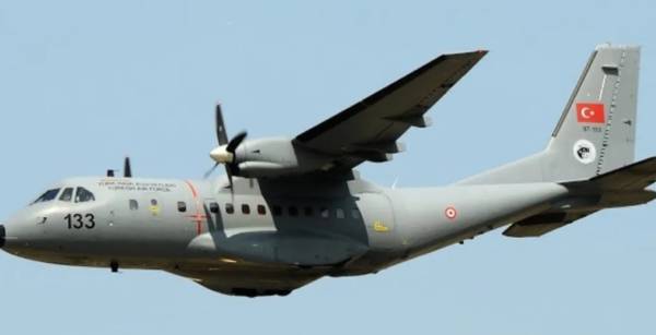 Έντεκα παραβάσεις στο βορειοανατολικό Αιγαίο από τουρκικά αεροσκάφη και ελικόπτερα