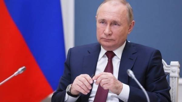 Ο Πούτιν ζήτησε να εκσυγχρονιστούν τα όπλα του ρωσικού στρατού
