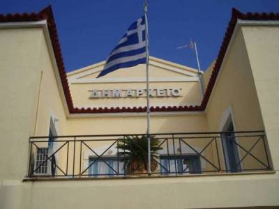 Δήμος Τριφυλίας: Προγραμματική με Περιφέρεια για αθλητικό κέντρο στην Κυπαρισσία