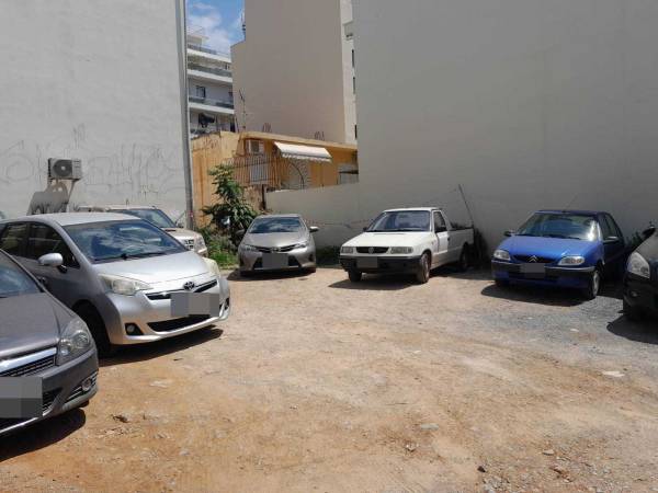 Επιδεινώνεται το πρόβλημα του πάρκινγκ στο κέντρο της Καλαμάτας