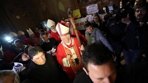 Χιλή: Η εισαγγελία ζητεί από το Βατικανό στοιχεία για ιερωμένους που κατηγορούνται για σεξουαλική κακοποίηση ανηλίκων