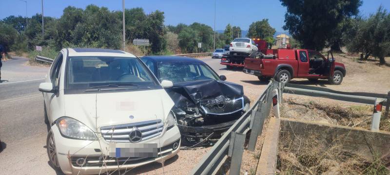 Μεσσηνία: Τροχαία με 2 ελαφρά τραυματίες στην είσοδο της Κυπαρισσίας