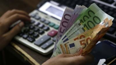 Στα 3,1 δισ. ευρώ οι ληξιπρόθεσμες οφειλές της γενικής κυβέρνησης σε ιδιώτες το α’ τρίμηνο