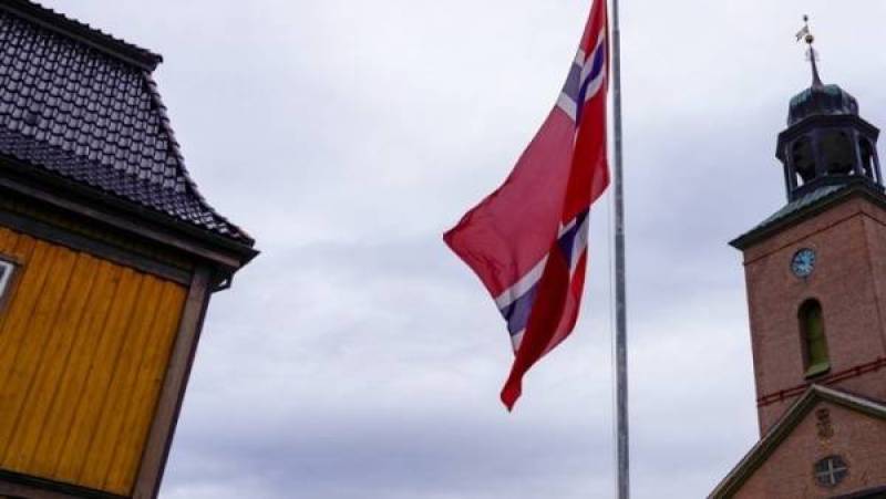 Νορβηγία: Ο ηγέτης του κόμματος &quot;Κόκκινο&quot; παραιτήθηκε επειδή έκλεψε γυαλιά ηλίου