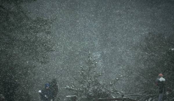 Καιρός: Έπεσαν χιόνια στην ορεινή Χαλκιδική - Πτώση της θερμοκρασίας σε όλη τη Βόρεια Ελλάδα