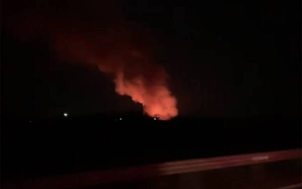 Κόρινθος: Φωτιά σε εργοστάσιο ανακύκλωσης (Βίντεο)