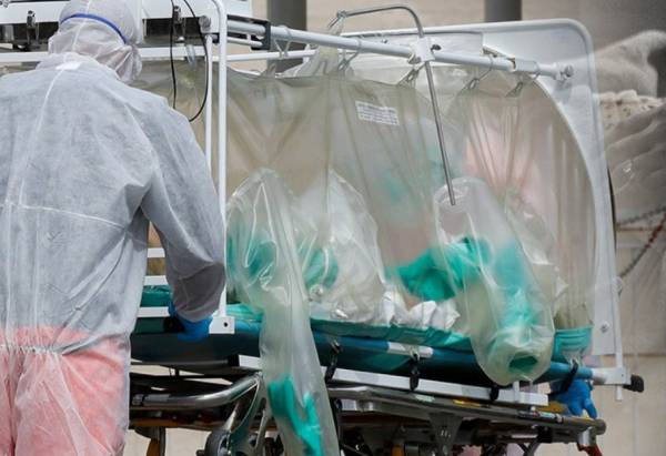 Κορονοϊός: Κατέληξε 78χρονη - Στους 52 οι νεκροί στην Ελλάδα από τον ιό