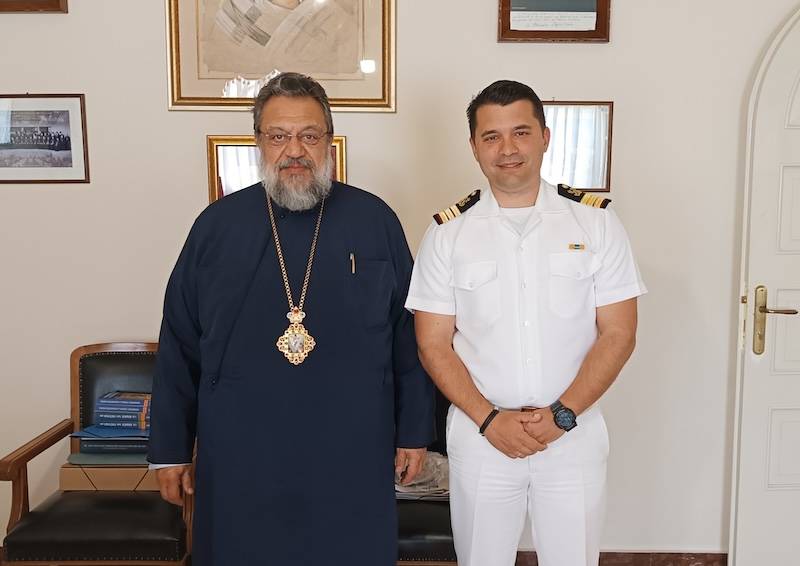 Επίσκεψη του νέου Λιμενάρχη στον μητροπολίτη Μεσσηνίας
