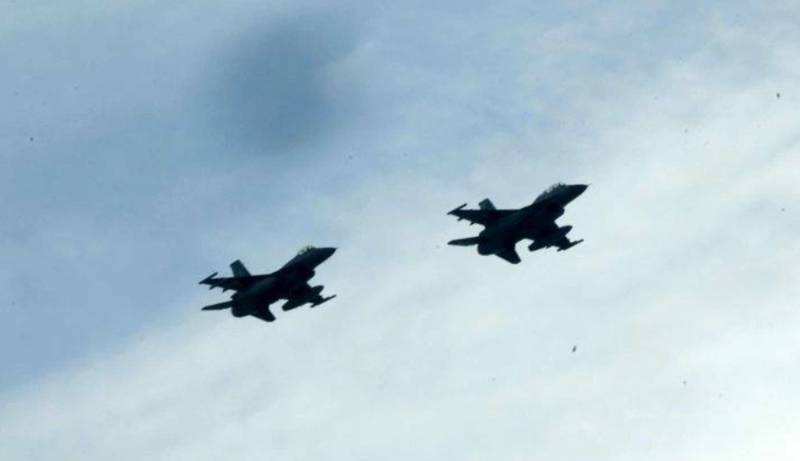 Νέα πρόκληση των Τούρκων στο Αιγαίο: Υπερπτήση F-16 πάνω από την Παναγιά