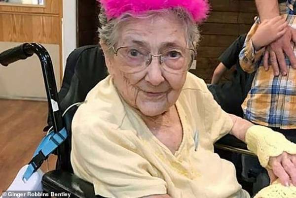 Ιατρικό θαύμα: 99χρονη έζησε έχοντας τα όργανα του σώματός της σε λάθος θέση
