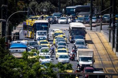 Ανασφάλιστα οχήματα: Στη Βουλή το νέο πλαίσιο ελέγχων και κυρώσεων