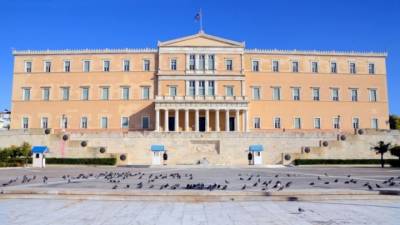 Nομοσχέδιο για την επιδότηση των παγίων δαπανών των επιχειρήσεων που πλήττονται