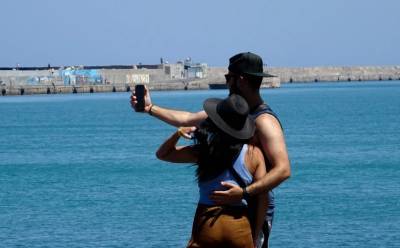 Ανοίγει η πλατφόρμα του προγράμματος «Τουρισμός για όλους» - Ποιοι είναι οι δικαιούχοι (Βίντεο)