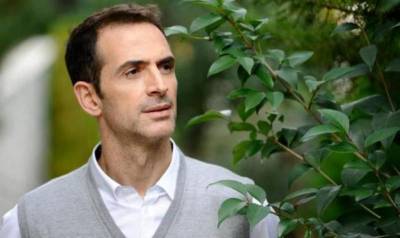 &quot;Φως μέσα στη θύελλα&quot; του Κώστα Κρομμύδα