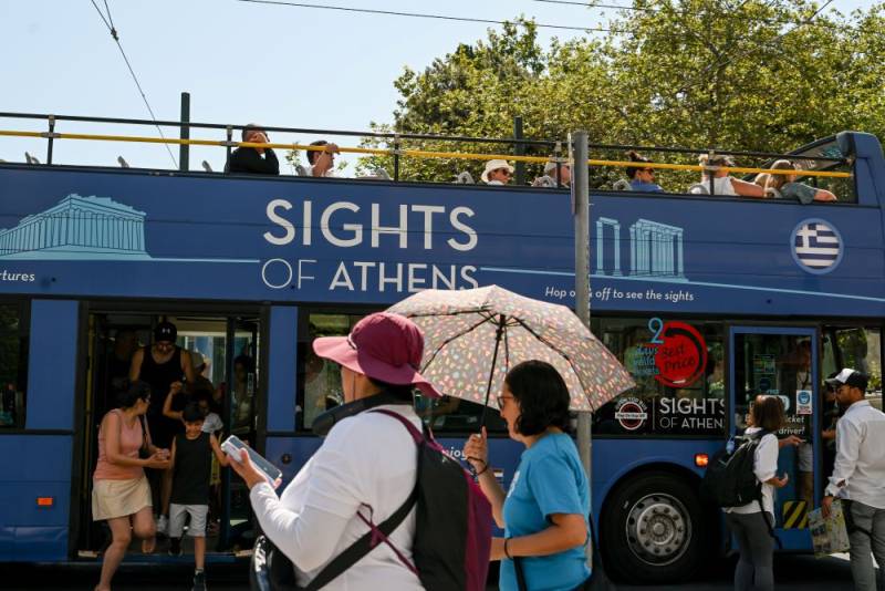 Η ασυναγώνιστη Αθήνα απειλεί την Πελοπόννησο