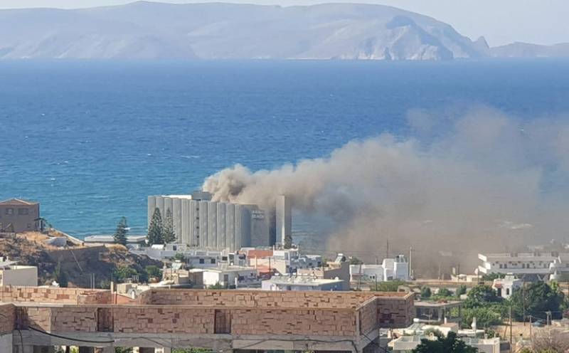 Ηράκλειο: Σε εξέλιξη πυρκαγιά σε ξενοδοχειακή μονάδα