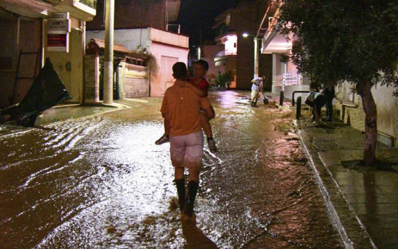 Διεκόπη η δίκη για τη φονική πλημμύρα στη Μάνδρα - Συνεχίζεται την Τρίτη