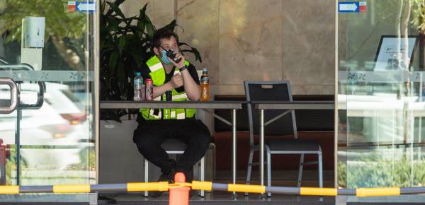 Σε καθεστώς lockdown το Περθ στην Αυστραλία - Φρουρός σε ξενοδοχείο καραντίνας θετικός στον κορονοϊό