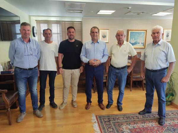 Νέους υποψήφιους κοινοτικούς συμβούλους ανακοίνωσε ο Βασιλόπουλος
