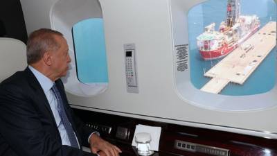 Τουρκία: «Φιέστα» Ερντογάν για τον απόπλου του «Αμπντουλχαμίντ Χαν» (βίντεο)