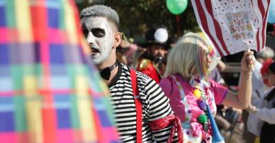 166 χρόνια παράδοσης και δημιουργίας Νησιώτικο Καρναβάλι - Ο αντιδήμαρχος Λεωνίδας Χριστοφιλόπουλος στην “Ε”