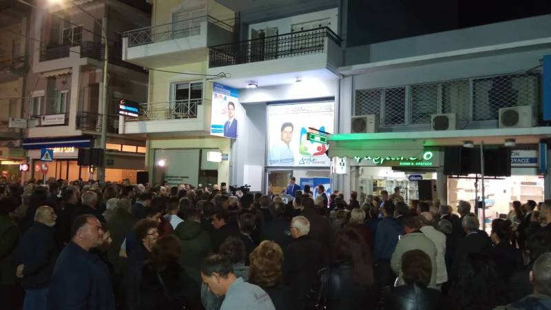 Το εκλογικό του κέντρο στη Μεσσήνη εγκαινίασε ο Αθανασόπουλος