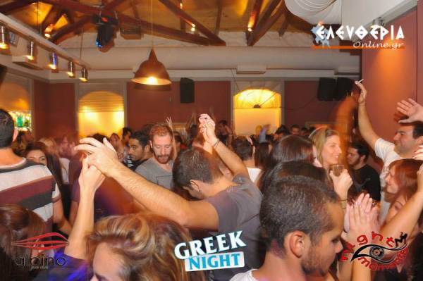 Ελληνικοί μουσικοί ρυθμοί την Τετάρτη στο "Alpino" (φωτογραφίες)