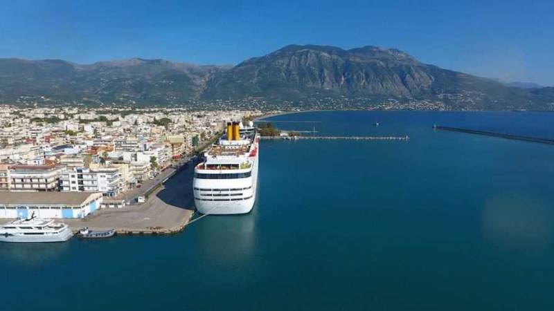 Το Λιμάνι της Καλαμάτας: Στρατηγική Υποδομή ή Τουριστική Μαρίνα;