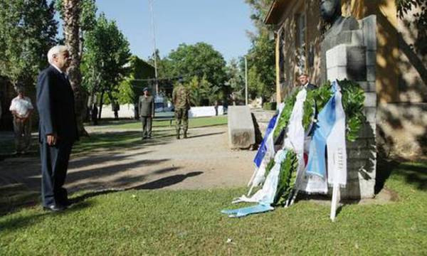 Κατάθεση στεφάνου από τον Πρ. Παυλόπουλο, στον ιστορικό χώρο του πρώην στρατοπέδου «ΕΑΤ-ΕΣΑ»