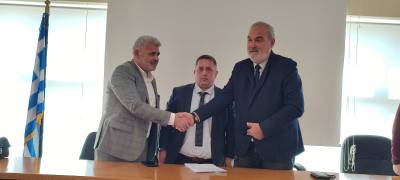 Τριφυλία: Επεσαν υπογραφές για την αντικατάσταση του δικτύου του υδραγωγείο του Συνδέσμου Υδρευσης "Καπετάν Τέλος Άγρας"