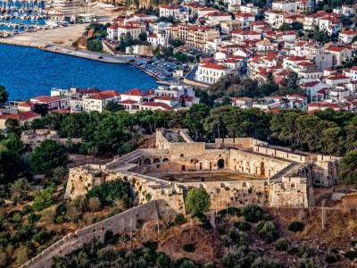 Πύλος: Διευκρινίσεις της Εφορείας Αρχαιοτήτων Μεσσηνίας για την τέλεση γάμου στο Νιόκαστρο