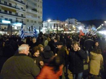 Νέα συγκέντρωση στήριξης στην κυβέρνηση σήμερα στην Καλαμάτα