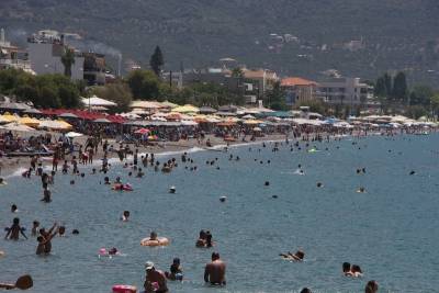 Καθαρά τα κολυμβητικά νερά της Καλαμάτας