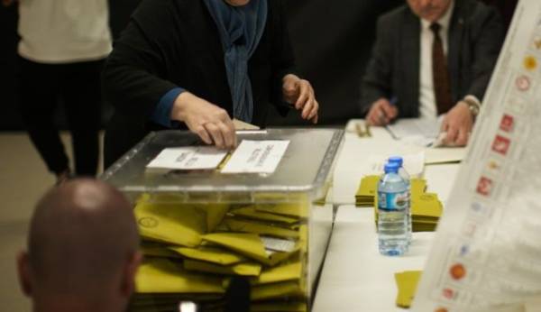 Εκλογές στην Τουρκία: Τι ψήφισαν οι Τούρκοι πολίτες στην Ελλάδα