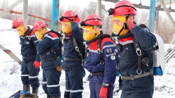 Δυστύχημα σε ανθρακωρυχείο στη Ρωσία: 57 νεκροί και 63 τραυματίες από την έκρηξη