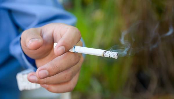 Αγκάθι για τη δημόσια υγεία το παθητικό κάπνισμα