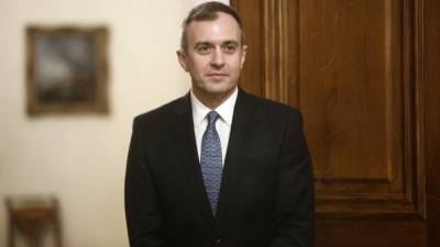 Χατζηβασιλείου: Δεν υπάρχουν σκέψεις για αποστολή στρατευμάτων στην Ουκρανία