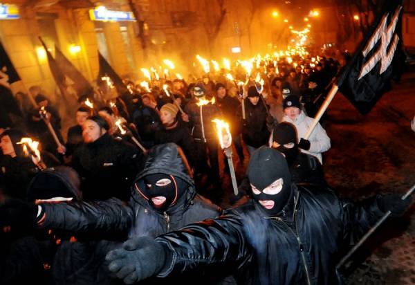 Συζήτηση για τα γεγονότα της Ουκρανίας από την Αντιφασιστική Κίνηση Καλαμάτας
