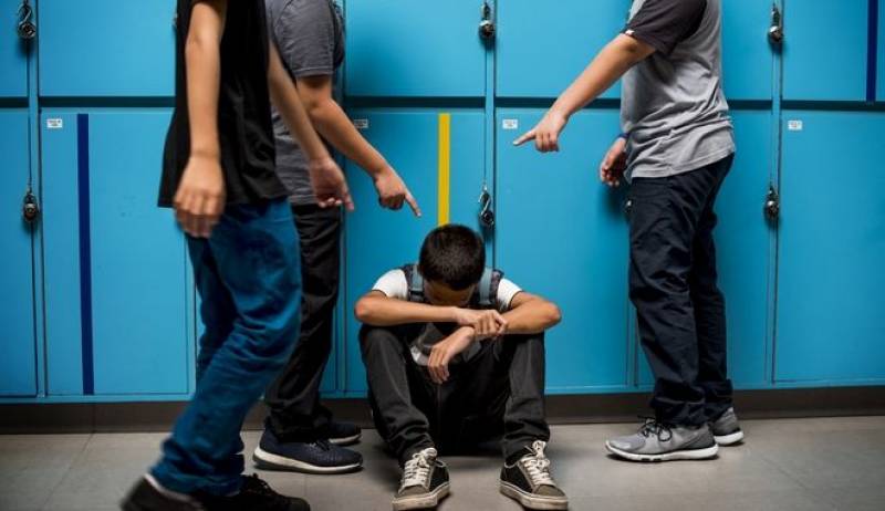 Bullying: Αυξητική τάση στην Ελλάδα - Δεκάδες οι κλήσεις από γονείς θυμάτων