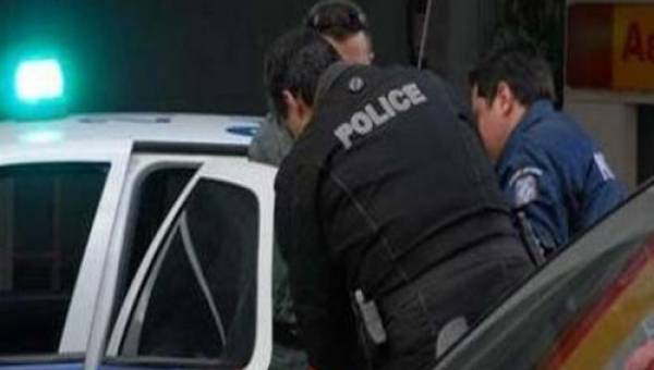 Σύλληψη στα διόδια Νεστάνης για μεταφορά παράνομων μεταναστών
