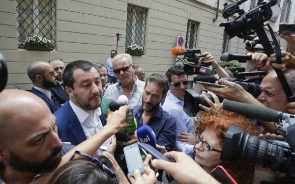 Νίκη της κεντροδεξιάς σε τοπικές εκλογές της Ιταλίας