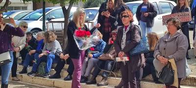 Τριαντάφυλλα στις γυναίκες