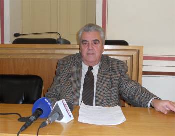 Πράξεις και όχι λόγια ζητεί ο επικεφαλής της &quot;Αλλαγής&quot;