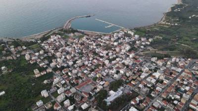 Χειμερινό ωράριο στα καταστήματα της Κυπαρισσίας