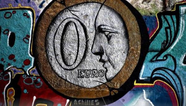 ΟΟΣΑ: Οι φόροι γονάτισαν τους μισθωτούς στην Ελλάδα