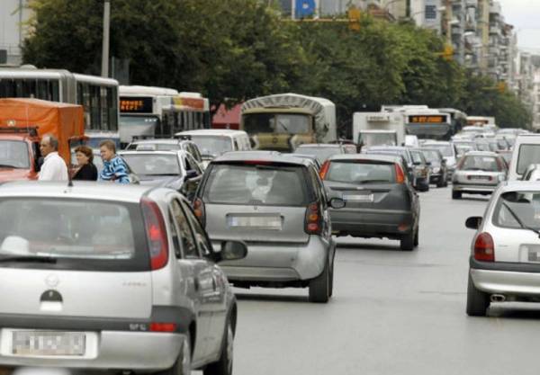 ΕΛΣΤΑΤ: Πτώση 17,7% στην κυκλοφορία νέων αυτοκινήτων τον Ιανουάριο
