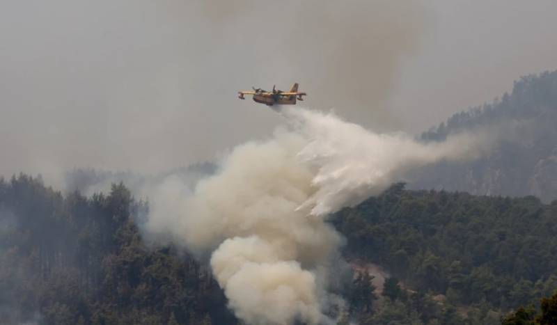 Πολύ υψηλός κίνδυνος φωτιάς τη Δευτέρα για τέσσερις περιφέρειες