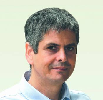 Ο Μπεχράκης λέει: &quot;Οχι&quot; στη συνεργασία Καλαμάτας - Σβέμπις Χαλ