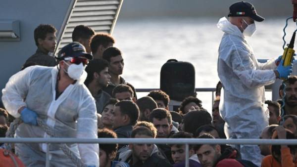 Μετανάστες: Αυξήθηκε κατά 64% ο αριθμός των παράτυπων εισόδων στην ΕΕ