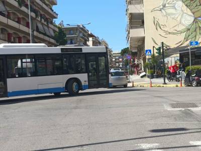 Λάδι στη φωτιά...